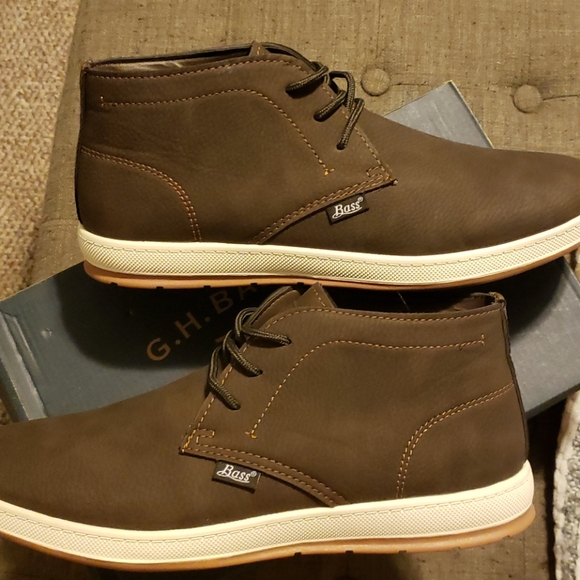 bass chukka